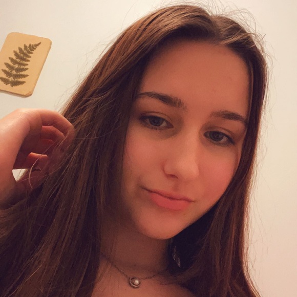 Meet your Posher, Jillian - Picture 4 of 5